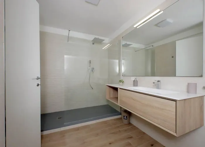 Palazzo Antico - Loft Moderno - Fontana Di Trevi * רומא